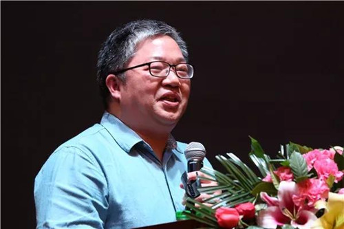 圖2.1-資深媒體人、華夏陶瓷網總編劉小明_副本.jpg